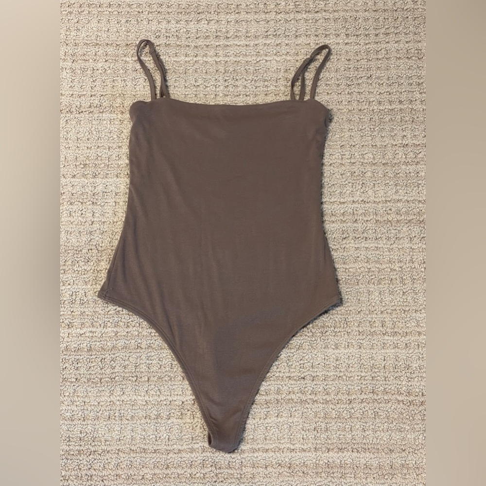 Aritzia bodysuit